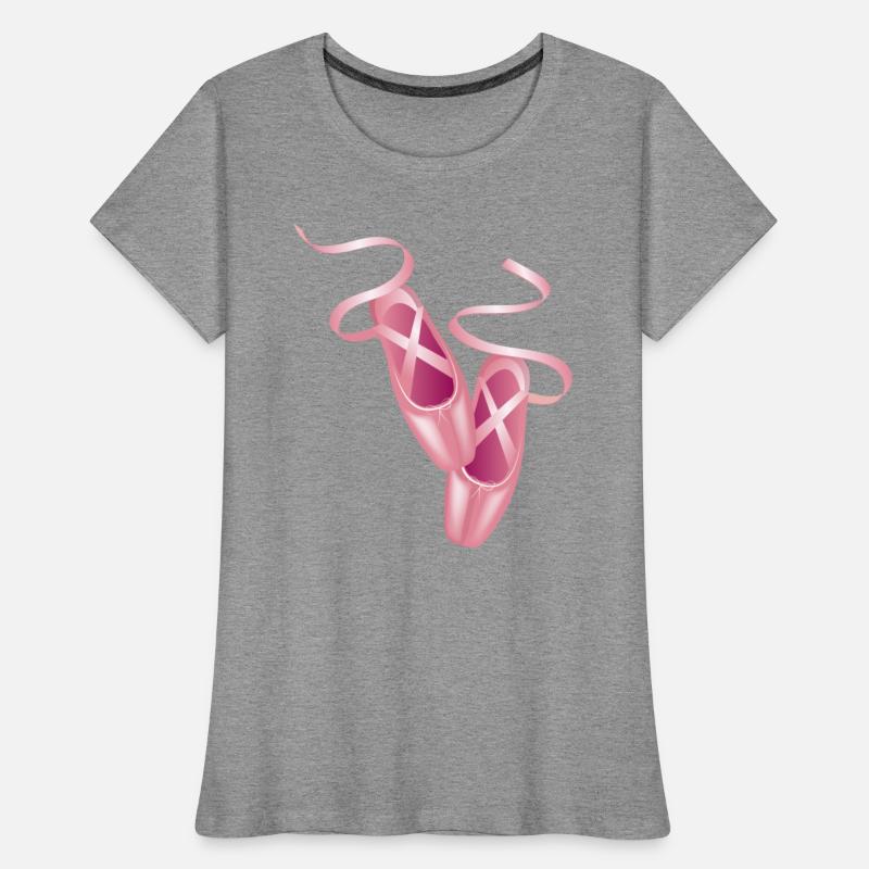 Ballet shoes in pink satin with satin ribbon